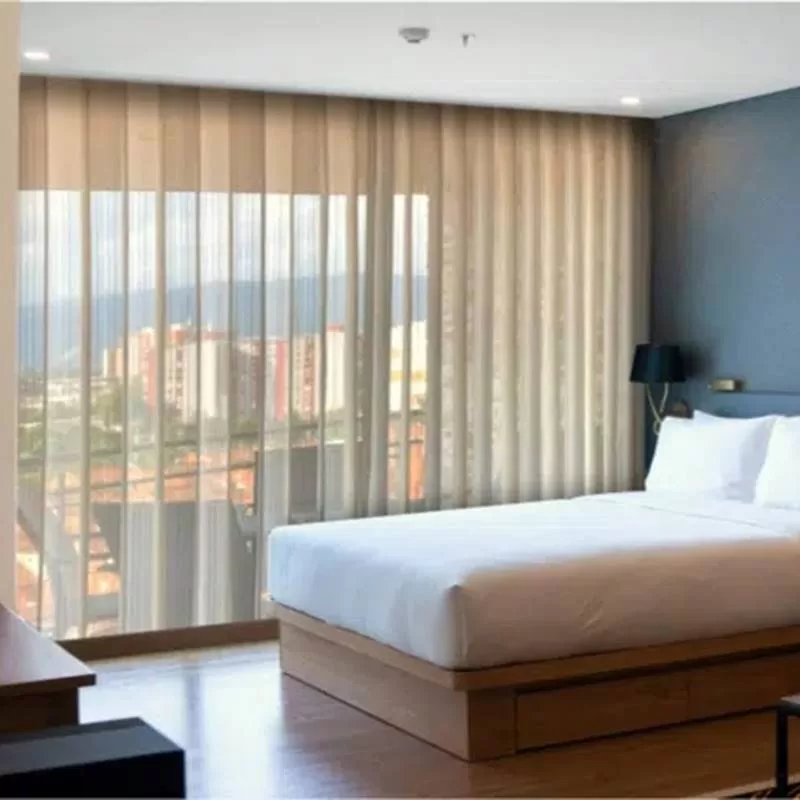 Cortinas Hanas - HILLTOP